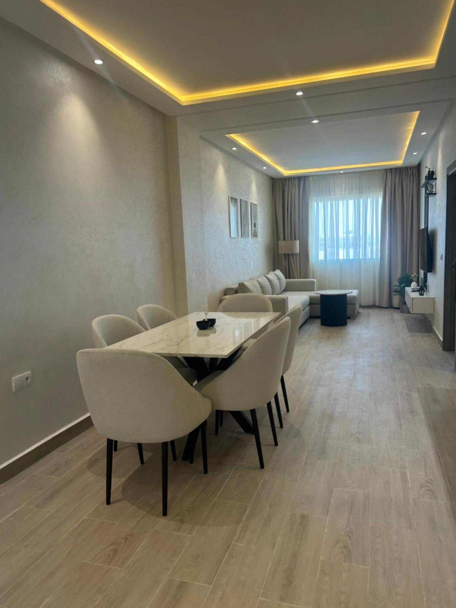 Appartement Haut Standing En Face De La Marina Et A 200M Du Port De Tanger - Appt 2 Exterior foto
